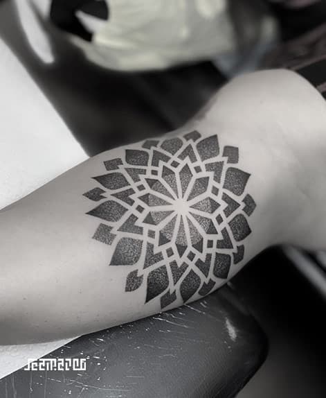 Dotwork mandala tattoo